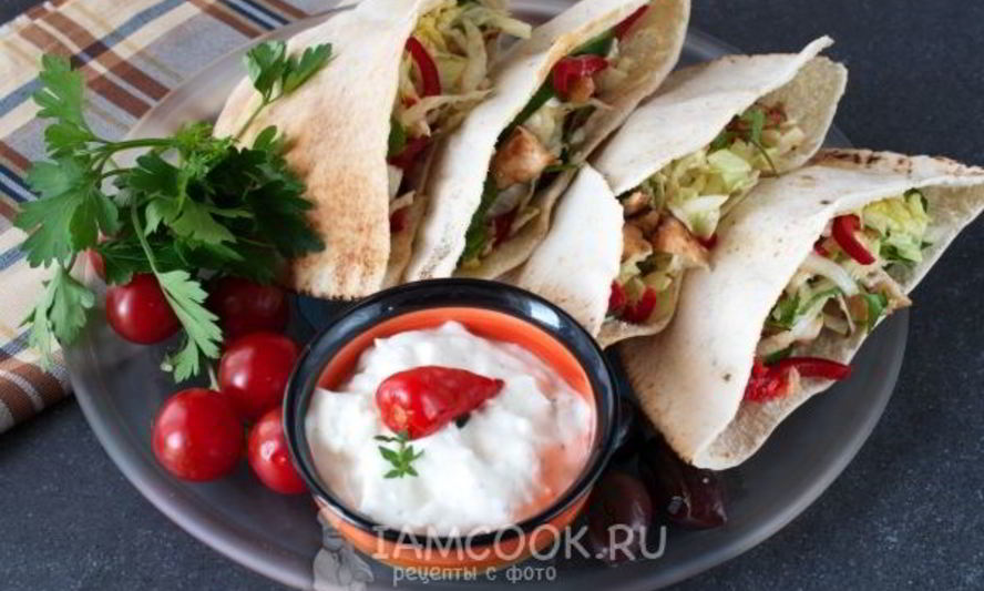 Рецепт арабской питы с курицей и овощами