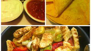 Фахитас с курицей и мексиканской лепешкой