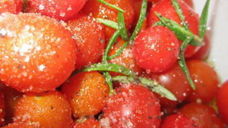 фокачча на картофельном тесте с черри