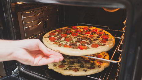 фокачча с черри и маслинами