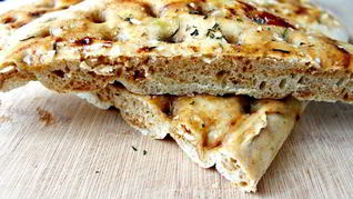 Фокачча с кунжутом