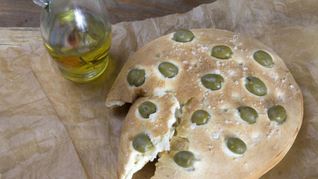 Фокачча с оливками
