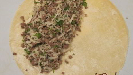 гезлеме — турецкие лепешки с мясом