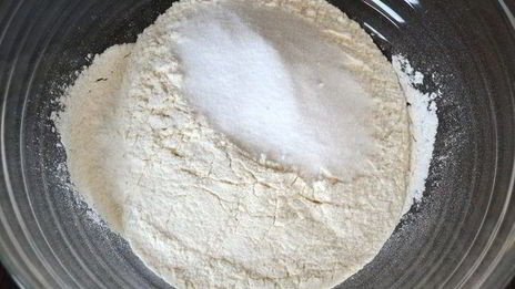 клубничная фокачча