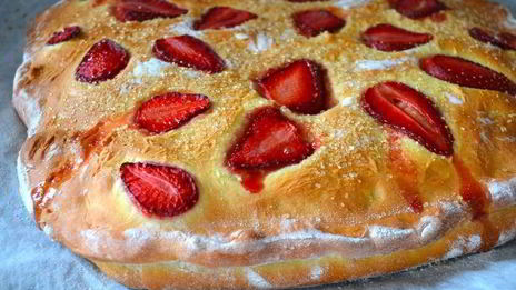 клубничная фокачча