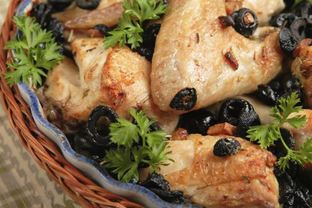 Курица по-средиземноморски с лепешками