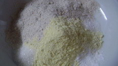 курица с маисовой лепешкой