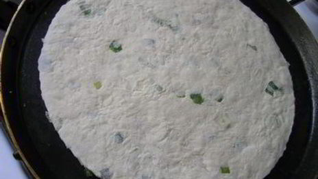 лепешка с зеленым луком