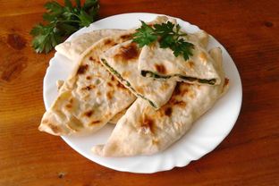 Лепешки армянские с зеленью