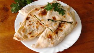 Лепешки армянские с зеленью