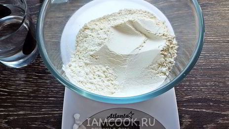 лепешки на воде и муке на сковороде