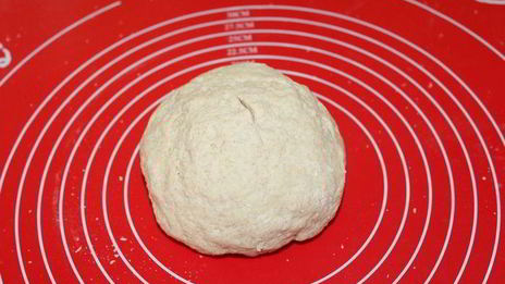 лепешки с мукой, брынзой и моцареллой