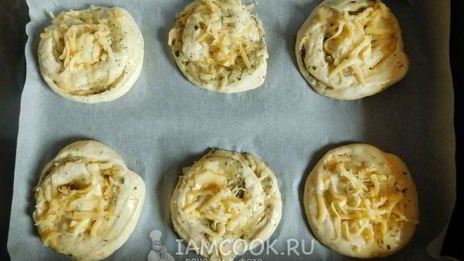 луковая лепешка в духовке