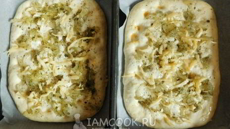 луковая лепешка в духовке