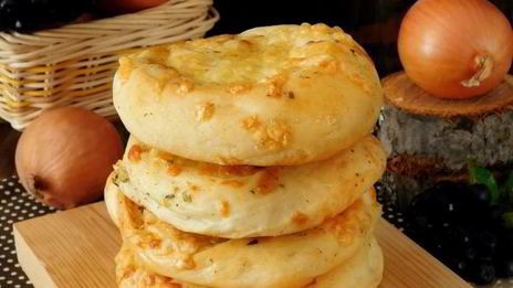 луковая лепешка в духовке