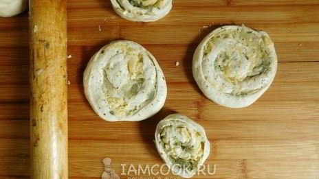 луковая лепешка в духовке