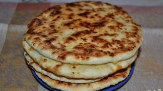 Сырные лепешки