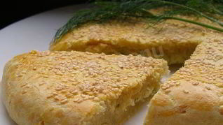 Творожные лепешки с творогом и сыром