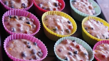 апельсиново-ягодные маффины