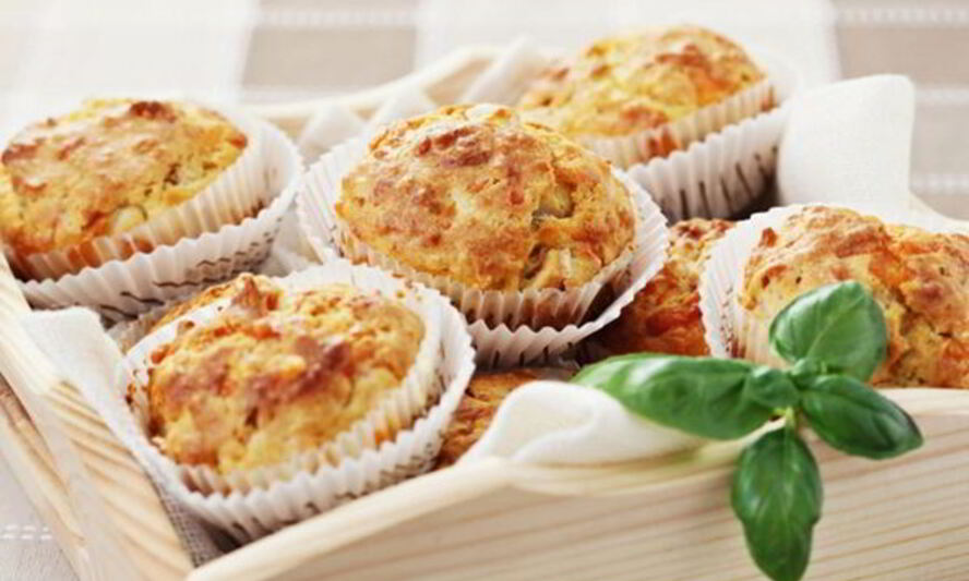 Рецепт куриных маффинов с сыром и зеленью