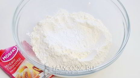 маффины с колбасой и сыром