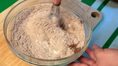 шоколадные маффины с бананом