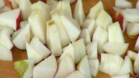 яблочные маффины на кефире с орехами и отрубями