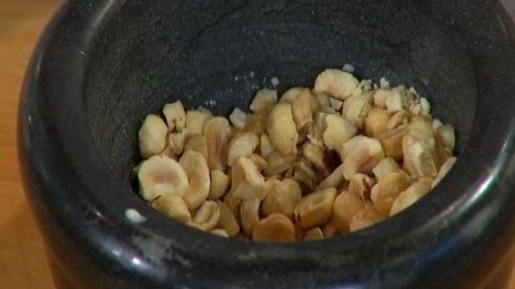 яблочные маффины на кефире с орехами и отрубями