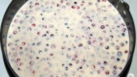 манник с лесными ягодами