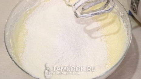 манник с яблоками в мультиварке