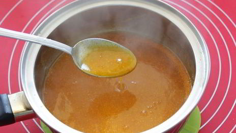 манник творожный с облепиховым соусом