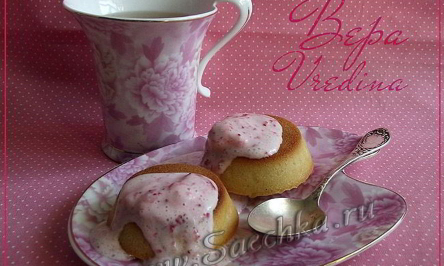 Рецепт мини-манников с клубникой