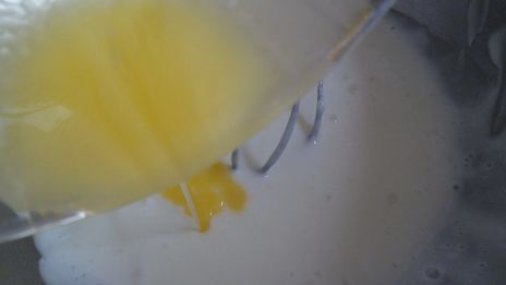 намура — арабский манник, пропитанный сиропом с ароматом роз и флердоранжа