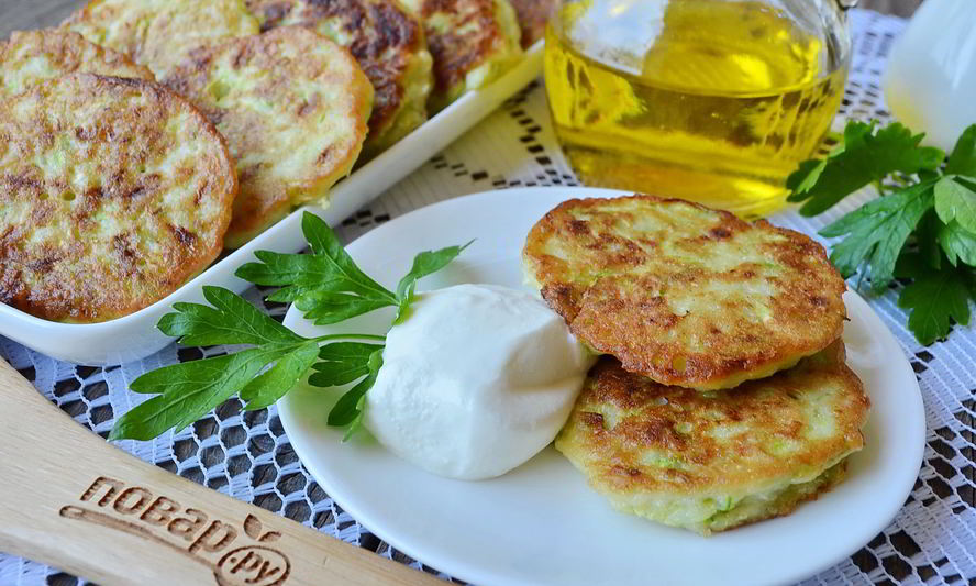 Рецепт быстрых оладий из кабачков
