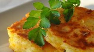 Картофельные оладьи с сыром