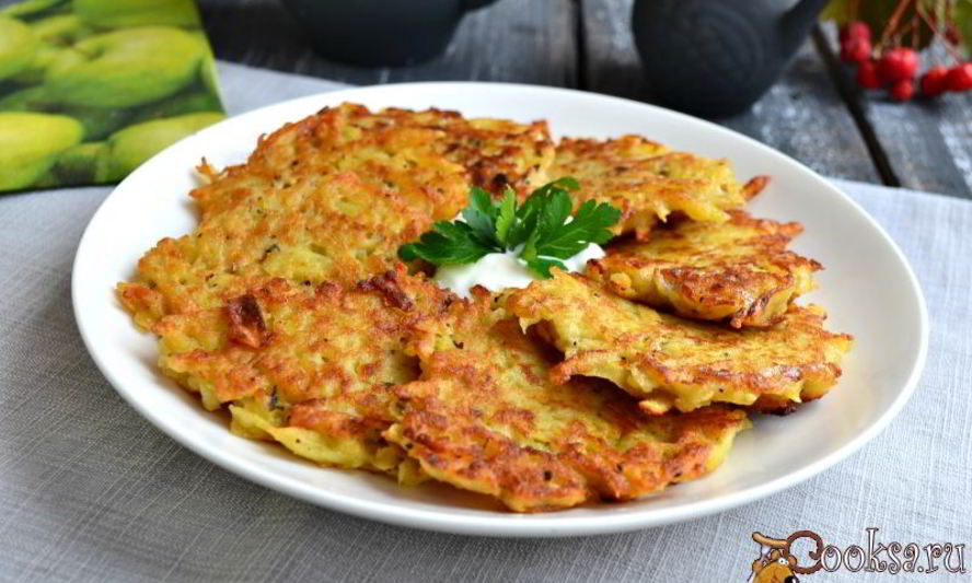 Рецепт картофельных оладий с яблоком