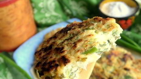 картофельные оладьи зеленые