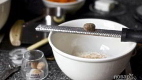 морковные оладьи с сырным соусом