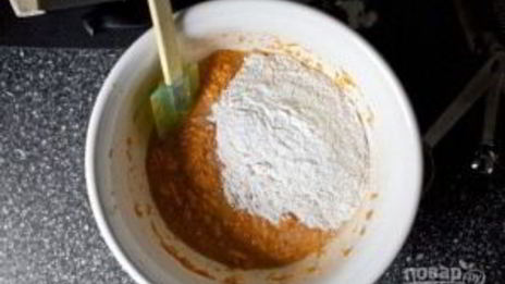 морковные оладьи с сырным соусом