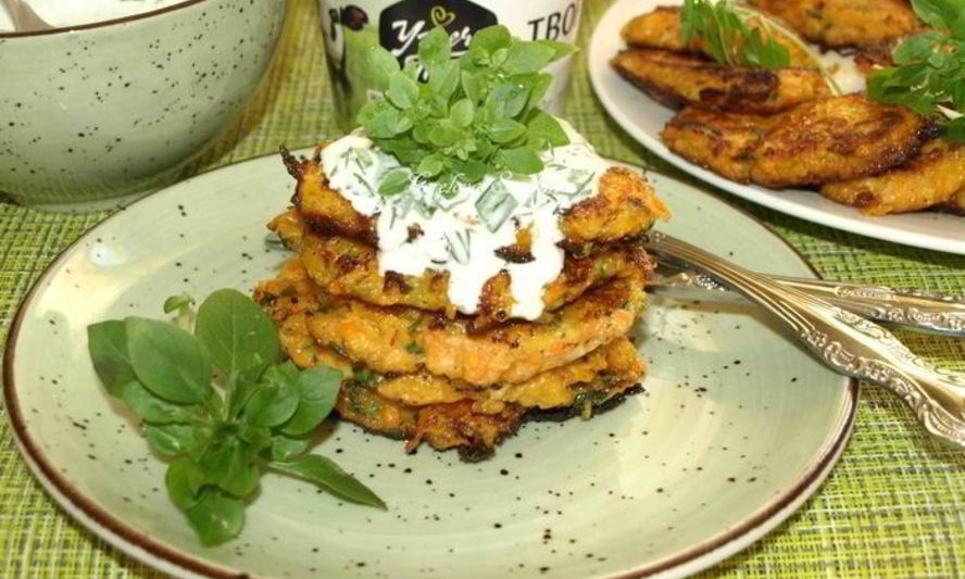 Рецепт оладий из батата с творогом и зеленью