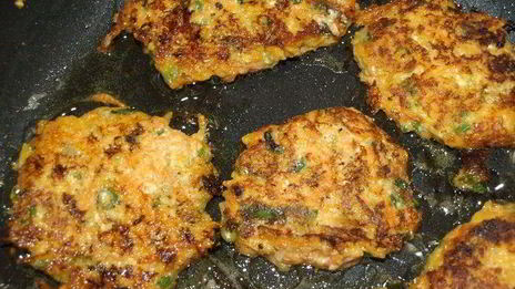 оладьи из батата с творогом и зеленью