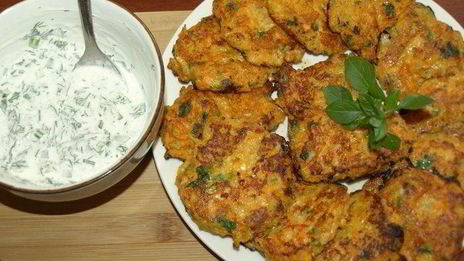 оладьи из батата с творогом и зеленью