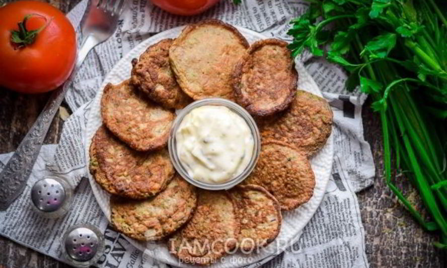 Рецепт оладий из куриной печени с овощами