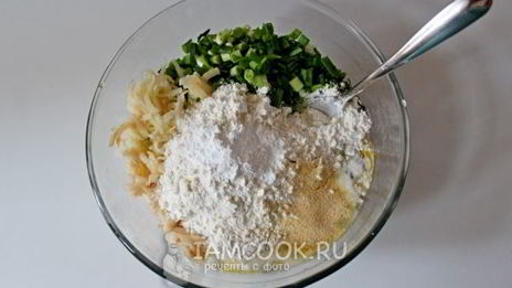 оладьи из цветной капусты и картофеля