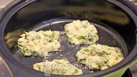 оладьи из цветной капусты и картофеля