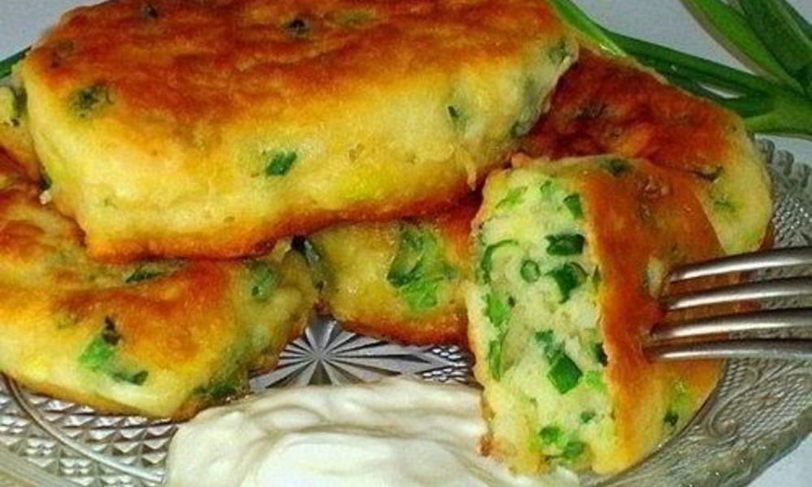 Рецепт оладий на кефире с зеленым луком