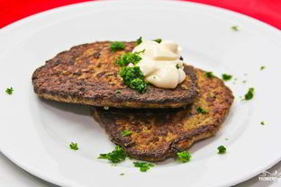 Печеночные оладьи с морковью