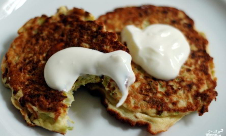 Рецепт постных оладий из кабачков