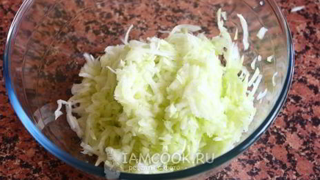 сладкие оладьи из кабачков и моркови