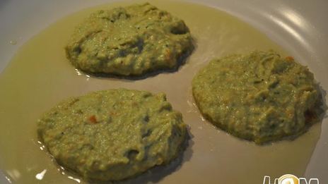 сливочные оладьи из брокколи и моркови